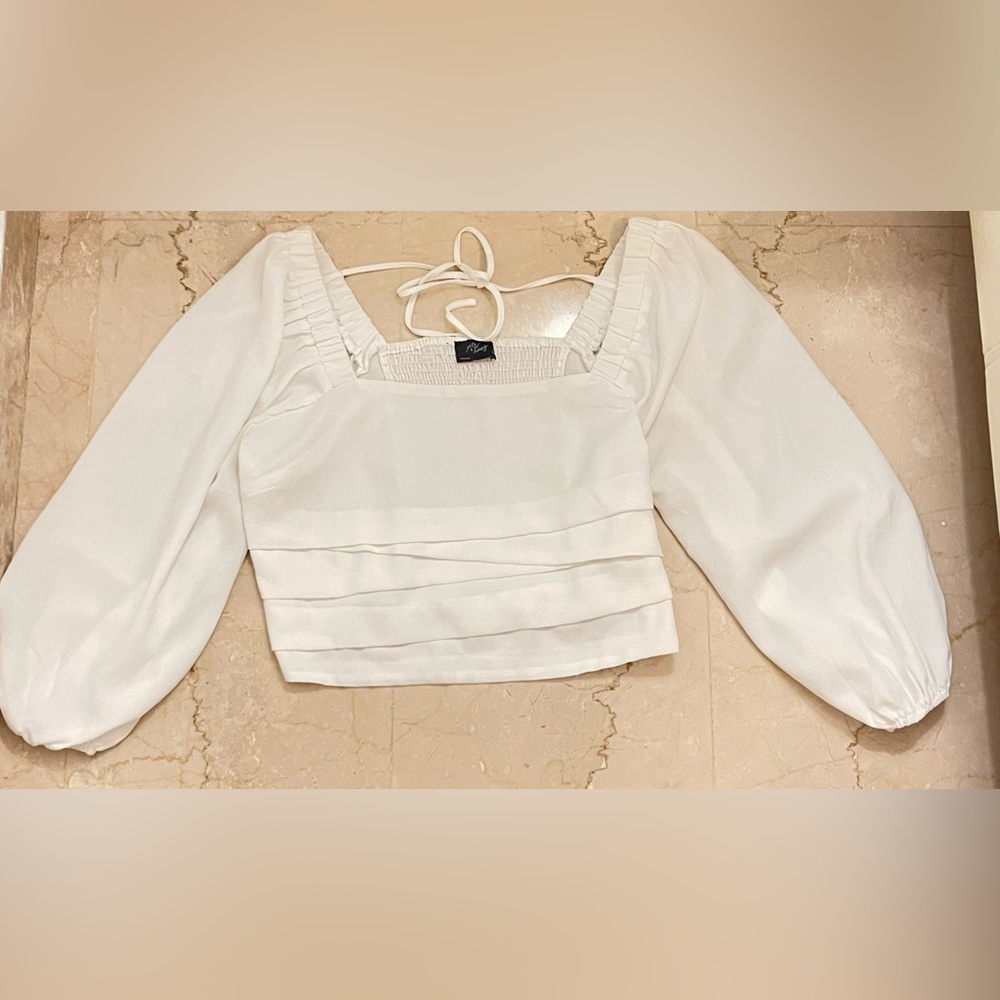 NEW Milk & Honey Balloon Sleeve White Top